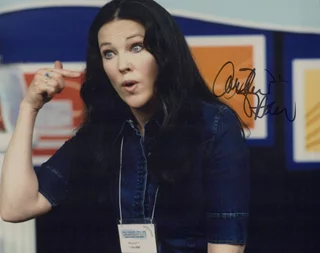 Catherine O'Hara autograph