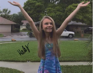 Haley Sullivan autograph