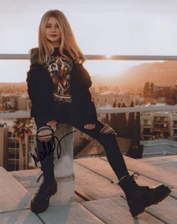 Haley Sullivan autograph