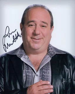 Louis Mustillo autograph