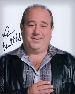 Louis Mustillo autograph