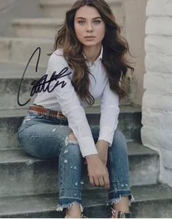 Caitlin Carmichael autograph