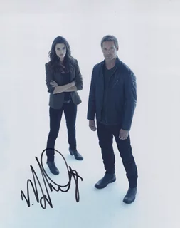 Meghan Ory autograph