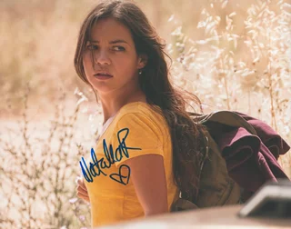 Natalia Reyes autograph