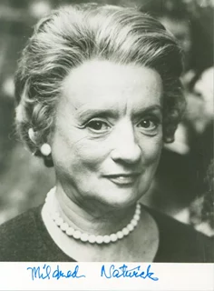 Mildred Natwick autograph