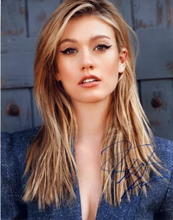 Katherine McNamara autograph