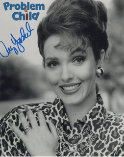 Amy Yasbeck autograph