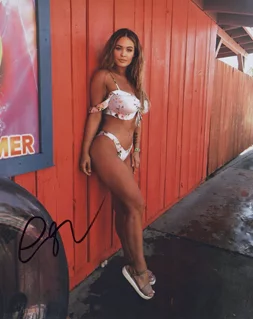 Olivia June autograph