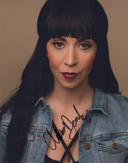 Chelsea Devantez autograph