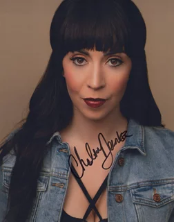 Chelsea Devantez autograph