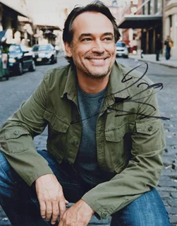 Jon Lindstrom autograph