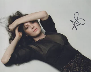 Aleksa Palladino autograph