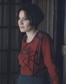 Aleksa Palladino autograph
