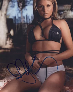 Tiffani Thiessen autograph