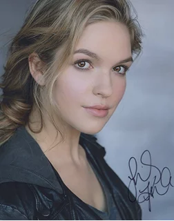 Lily Kincade autograph