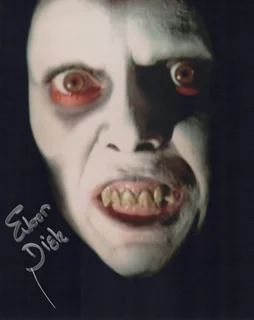 Eileen Dietz autograph