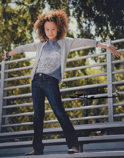 Talia Jackson autograph