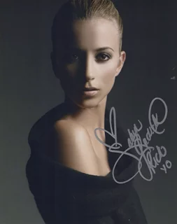 Sabina Gadecki autograph