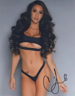 Corrie Yee autograph