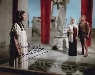 Janette Scott autograph