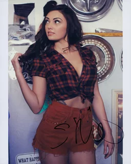 Stephanie Vino autograph
