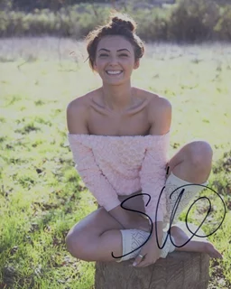 Stephanie Vino autograph