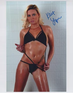 Kait Lynn autograph