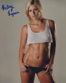 Kelley Lynn autograph