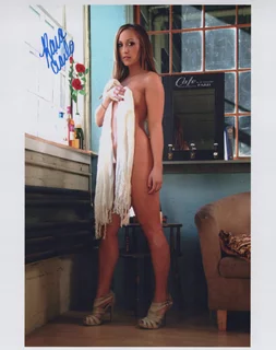 Kara Ciarlo autograph