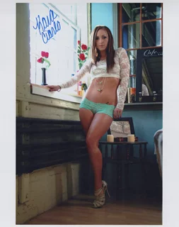 Kara Ciarlo autograph