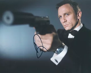 Daniel Craig autograph