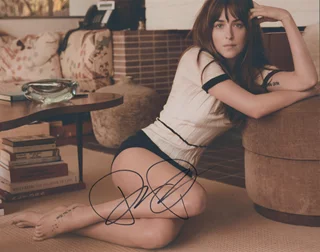 Dakota Johnson autograph
