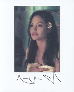 Angelina Jolie autograph
