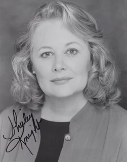 Shirley Knight autograph