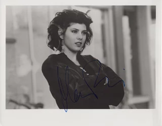 Marisa Tomei autograph