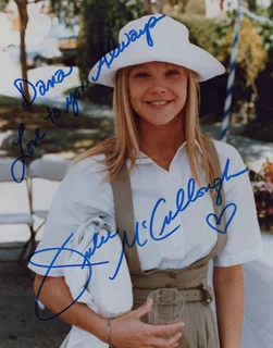 Julie McCullough autograph