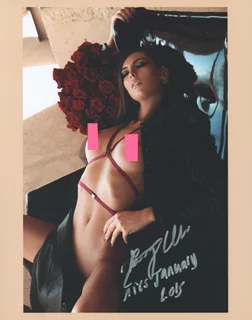 Brittny Ward autograph