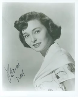 Patricia Neal autograph