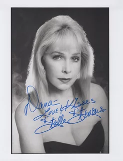 Stella Stevens autograph