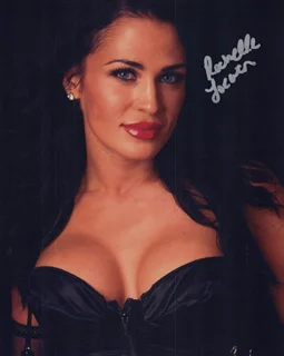 Rochelle Loewen autograph