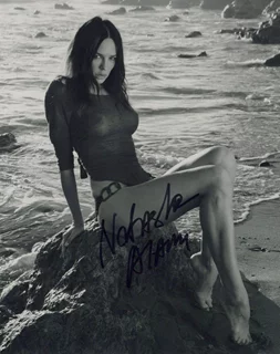 Natasha Alam autograph