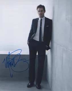 Matthew Bomer autograph