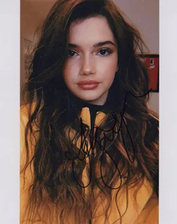 Alexis Jayde Burnett autograph