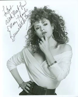 Bernadette Peters autograph