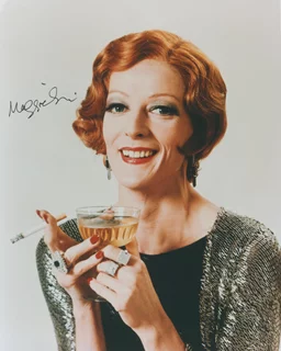 Maggie Smith autograph