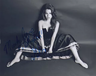 Melia Kreiling autograph
