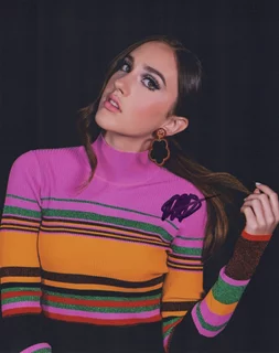 Pilot Paisley-Rose autograph