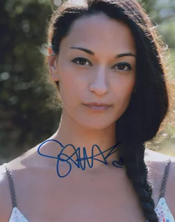 Sara Tomko autograph