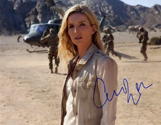 Annabelle Wallis autograph
