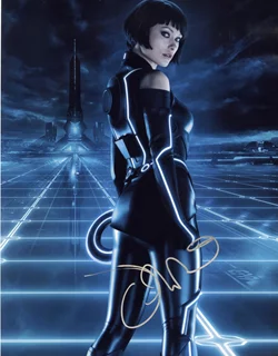 Olivia Wilde autograph